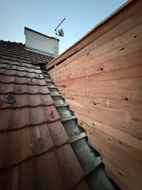 Radlická · Opláštění · Během práce