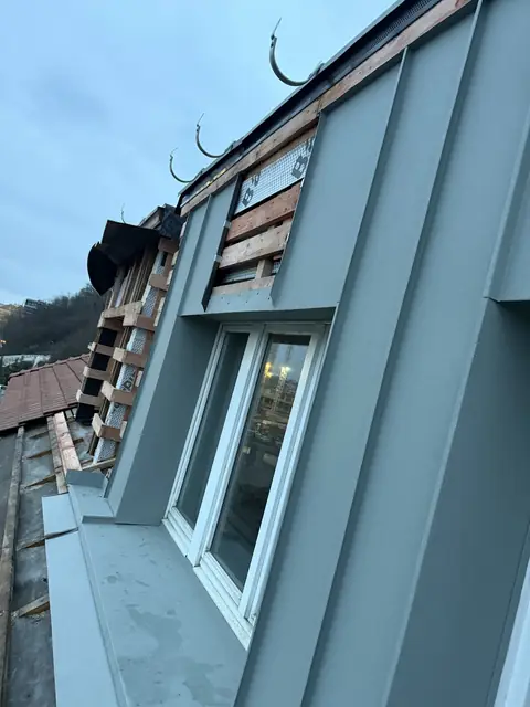 Radlická · Opláštění