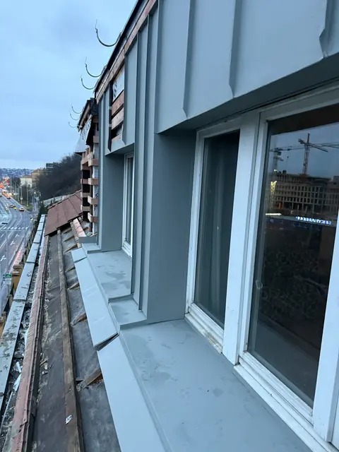 Radlická · Opláštění